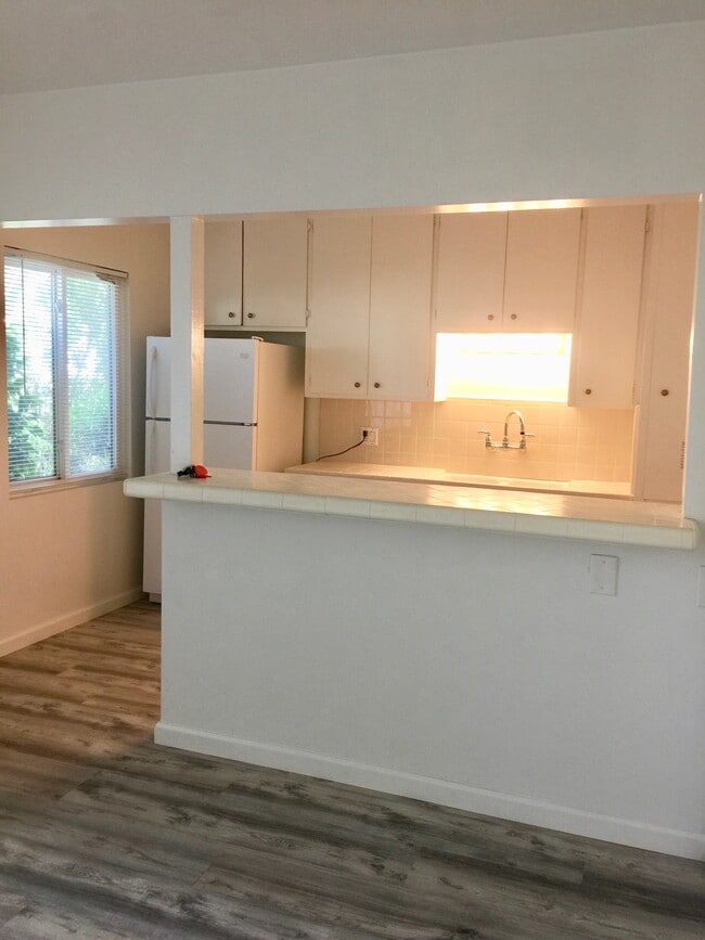 11333 Venice Blvd, Unit 5 in Los Angeles, CA - Foto de edificio - Building Photo