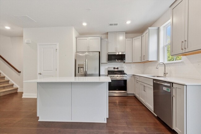 351 Foundry St in Phoenixville, PA - Building Photo - Building Photo
