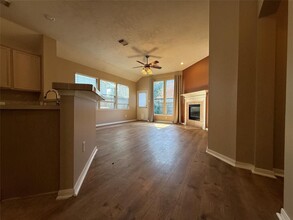 9350 Adagio Ln in Houston, TX - Building Photo - Building Photo