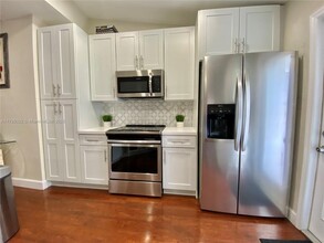 3440 SW 20th St in Fort Lauderdale, FL - Building Photo - Building Photo