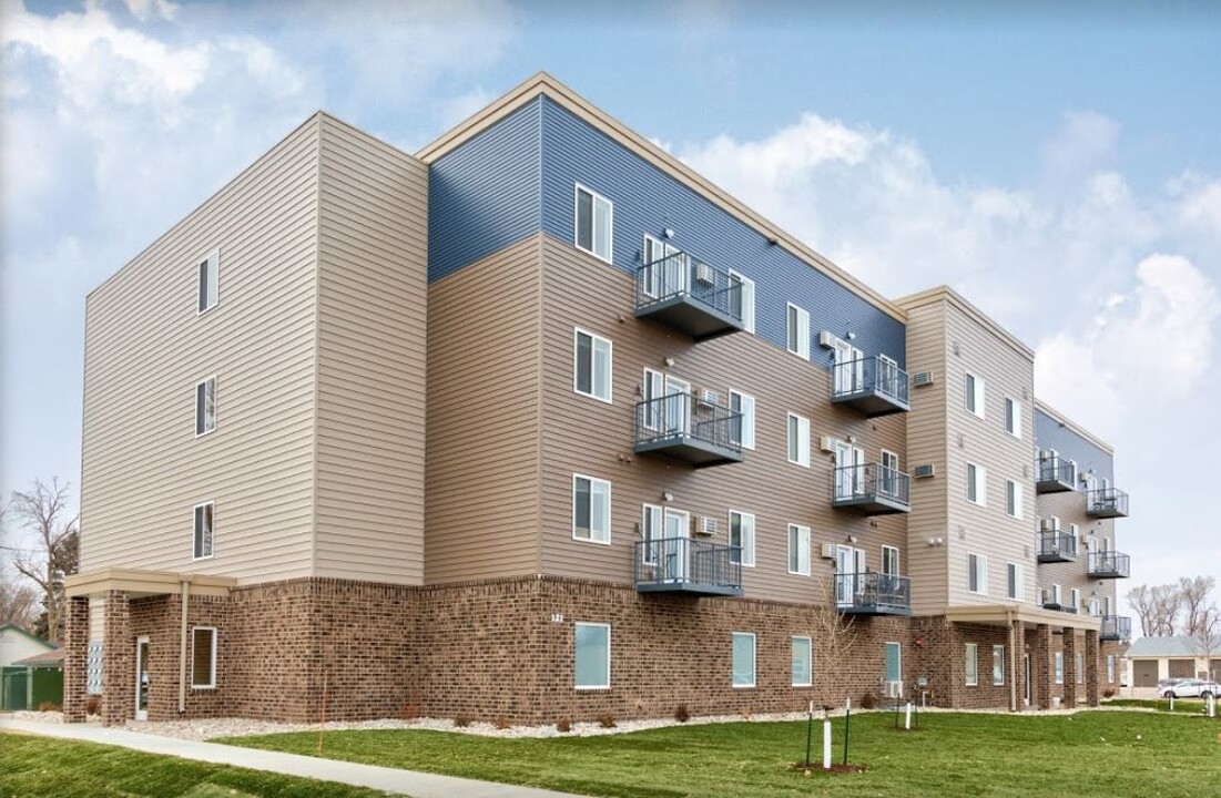 Harper Heights Senior Living (55+) Community in West Fargo, ND - Foto de edificio