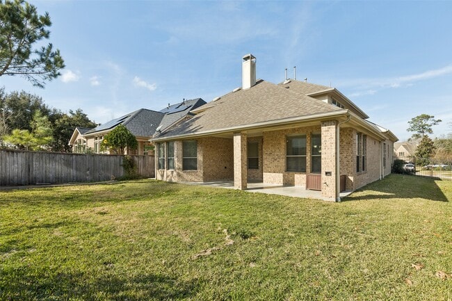 property at 11 Vershire Cir