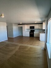 13800 NE 65th St in Vancouver, WA - Building Photo - Building Photo