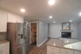 2100 Shannonhouse Rd SW in Huntsville, AL - Building Photo - Building Photo
