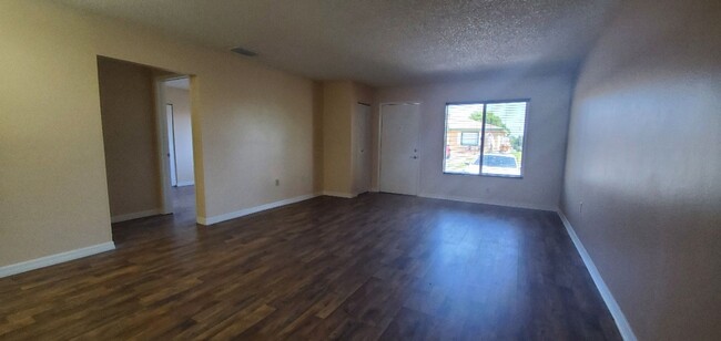 79 Winter Ridge Rd in Winter Haven, FL - Foto de edificio - Building Photo