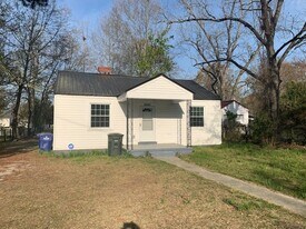 2614 Dunn St in Greenville, NC - Building Photo