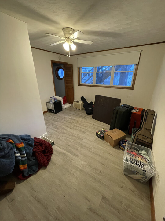 161 Otis St, Unit 2 in Cambridge, MA - Building Photo