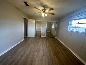 3250 E Lafourche Ct in Kenner, LA - Building Photo - Building Photo