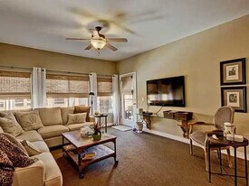 5450 E Deer Valley Dr, Unit SI FL3-ID1302352P in Phoenix, AZ - Building Photo