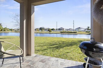 4416 Vermillion Dunes Ln in Melbourne, FL - Foto de edificio - Building Photo