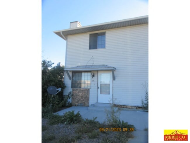 property at 2417 Shawnee Dr
