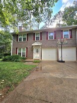 1951 Hunters Ridge Dr in Lawrenceville, GA - Building Photo