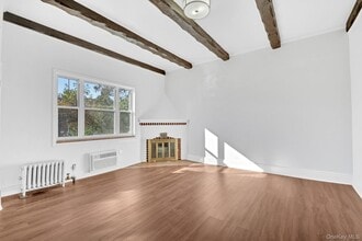 88-33 Francis Lewis Blvd in Queens, NY - Building Photo - Building Photo