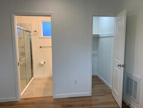 666 9th St in Oakland, CA - Foto de edificio - Building Photo