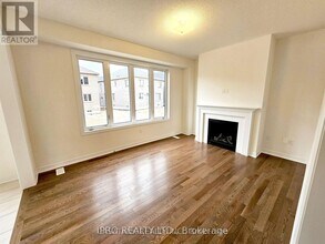 372 Leanne Ln in Shelburne, ON - Building Photo - Building Photo