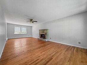 1 Miron Dr in Poughkeepsie, NY - Building Photo - Building Photo
