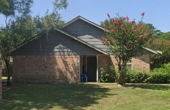 1303 Martin Luther King Dr in Jefferson, TX - Building Photo - Building Photo