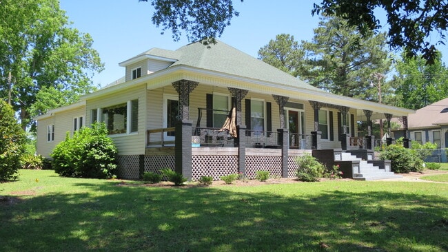 1140 N 3 Notch St photo'
