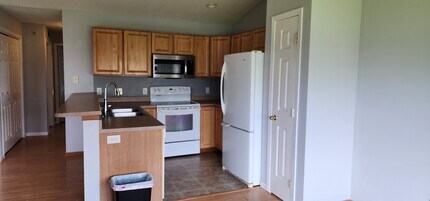 7107 56th St in Sioux Falls, SD - Building Photo - Building Photo