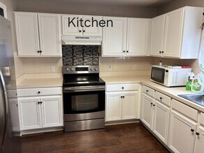 12128 Fern Haven Ave in Gibsonton, FL - Building Photo - Building Photo