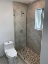 5725 NW 109th Ave, Unit 29 in Doral, FL - Building Photo - Building Photo