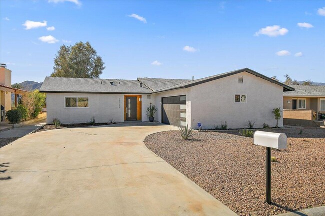 76733 California Dr in Palm Desert, CA - Building Photo - Building Photo