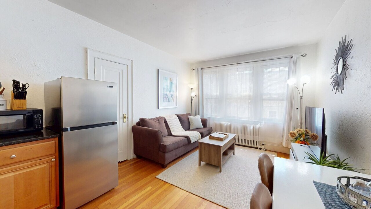 90 Kilsyth Rd in Boston, MA - Building Photo