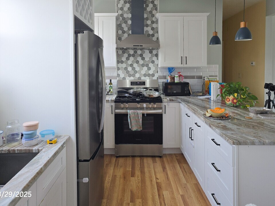 23 Ralph Piteri Ter, Unit 3 in Watertown, MA - Building Photo