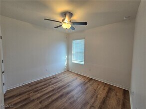 334 SW 25th Ave in Cape Coral, FL - Building Photo - Building Photo