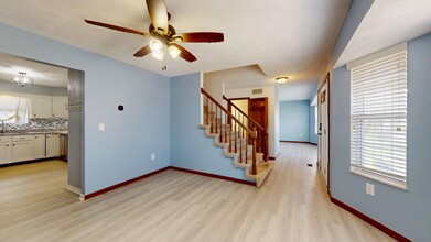 3273 Hunters Way in Belleville, IL - Building Photo - Building Photo