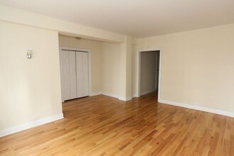 1350 N Dearborn in Chicago, IL - Building Photo - Building Photo