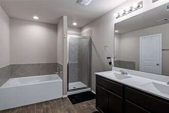 518 Poppy Field Ct in Arcola, TX - Building Photo - Building Photo