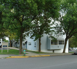 Hudson Terrace Apartments in Hudson, NY - Building Photo - Building Photo