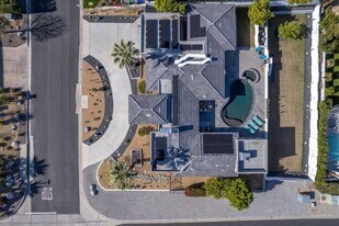 72992 Bel Air Rd in Palm Desert, CA - Building Photo