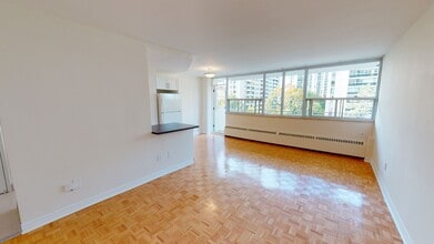 45 & 55 Oakmount Rd in Toronto, ON - Building Photo - Building Photo