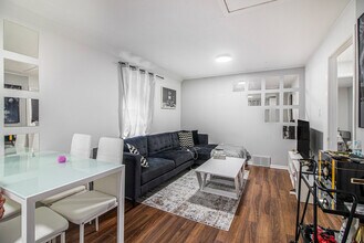 197 Mcarthur Av in Ottawa, ON - Building Photo - Building Photo