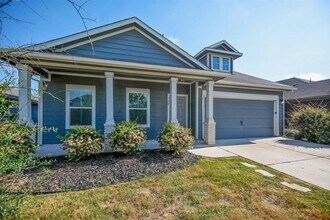 104 Navidad River Dr in Hutto, TX - Building Photo - Building Photo