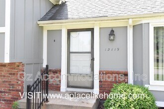 12119 W 99th Terrace in Lenexa, KS - Building Photo - Building Photo