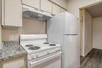 1610 Crestridge Dr-Unit -1610 Crestridge in Cleburne, TX - Building Photo - Building Photo