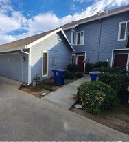 960 South Ave in Gustine, CA - Building Photo