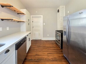 4302 Ave Q 1/2 in Galveston, TX - Building Photo - Building Photo