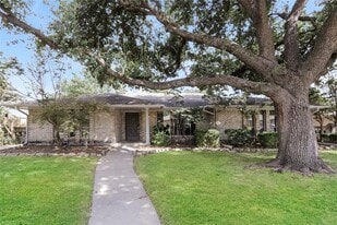 1608 Cloister Way in Plano, TX - Building Photo
