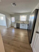 4704 Park Dr N in Metairie, LA - Building Photo - Building Photo