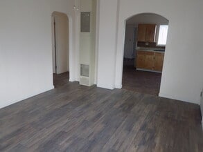 1865 Hope St in Klamath Falls, OR - Building Photo - Building Photo