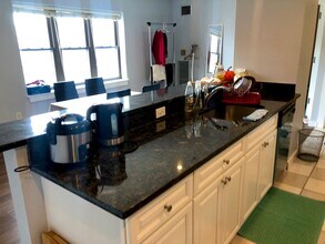 534 Commonwealth Ave, Unit 6C in Boston, MA - Building Photo - Building Photo