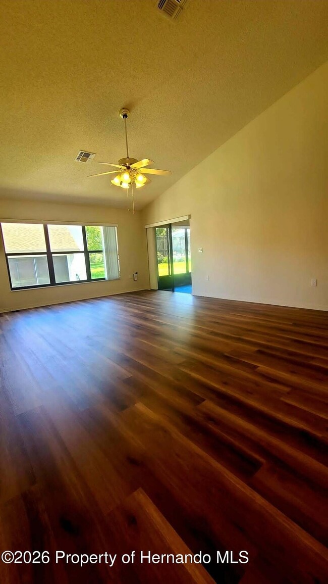11379 Deercroft Ct in Spring Hill, FL - Building Photo - Building Photo
