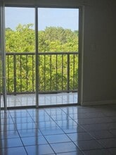 14250 SW 62nd St, Unit 504 in Miami, FL - Building Photo - Building Photo