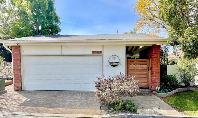 3305 Vivienda Cir in Carlsbad, CA - Building Photo - Building Photo