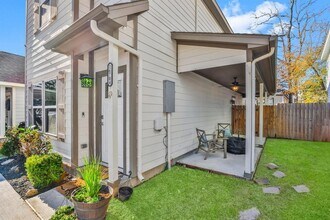 16704 Stonefield St in Montgomery, TX - Building Photo - Building Photo