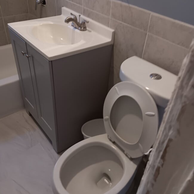 242 Lexington Ave, Unit 3